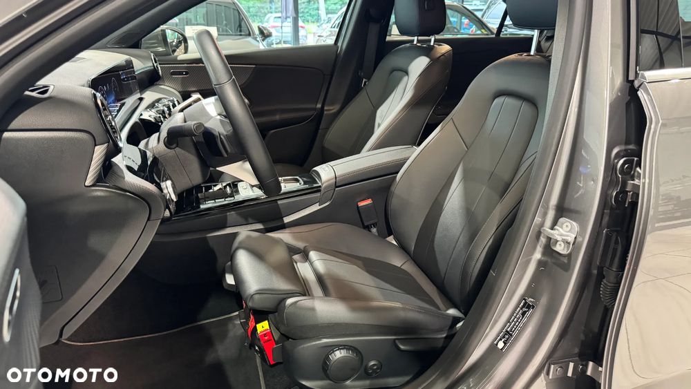 Mercedes-Benz Klasa A 200 Progressive 7G-DCT - 11