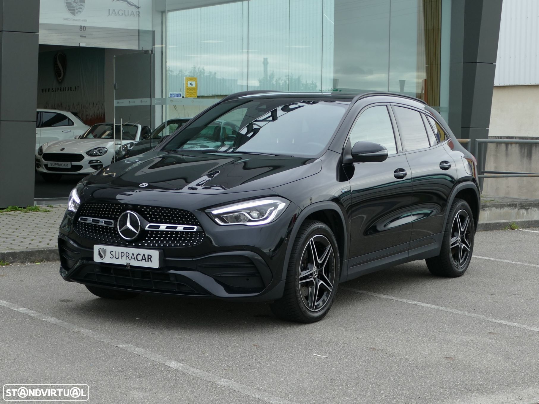 Mercedes-Benz GLA 250 e AMG Line - 1