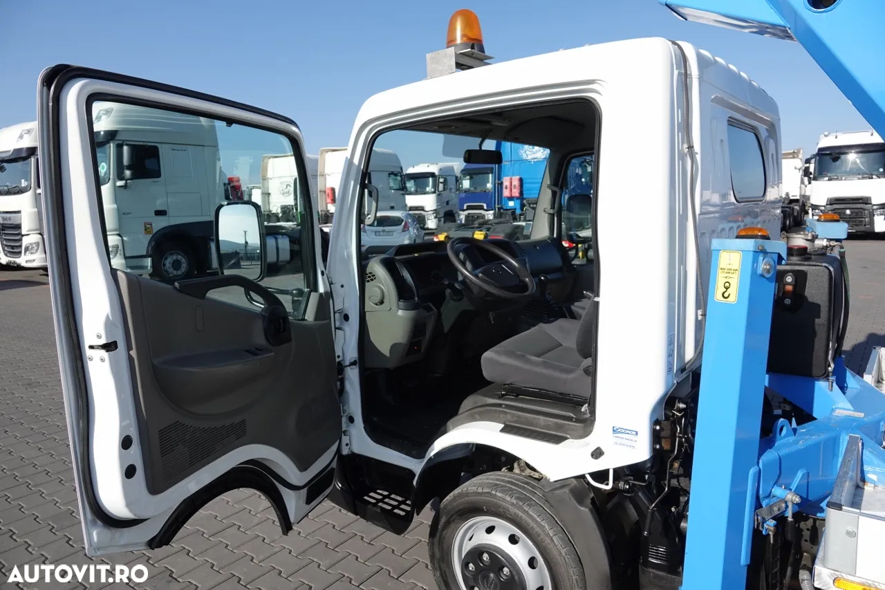 Renault CABSTAR NT 400 / LIFTING 18 METRI / SOCAGE T318 ridicator de cosuri / COS 2 PERSOANE - 225 kg / DUPA CONTRACTUL DE SERVICE - 28