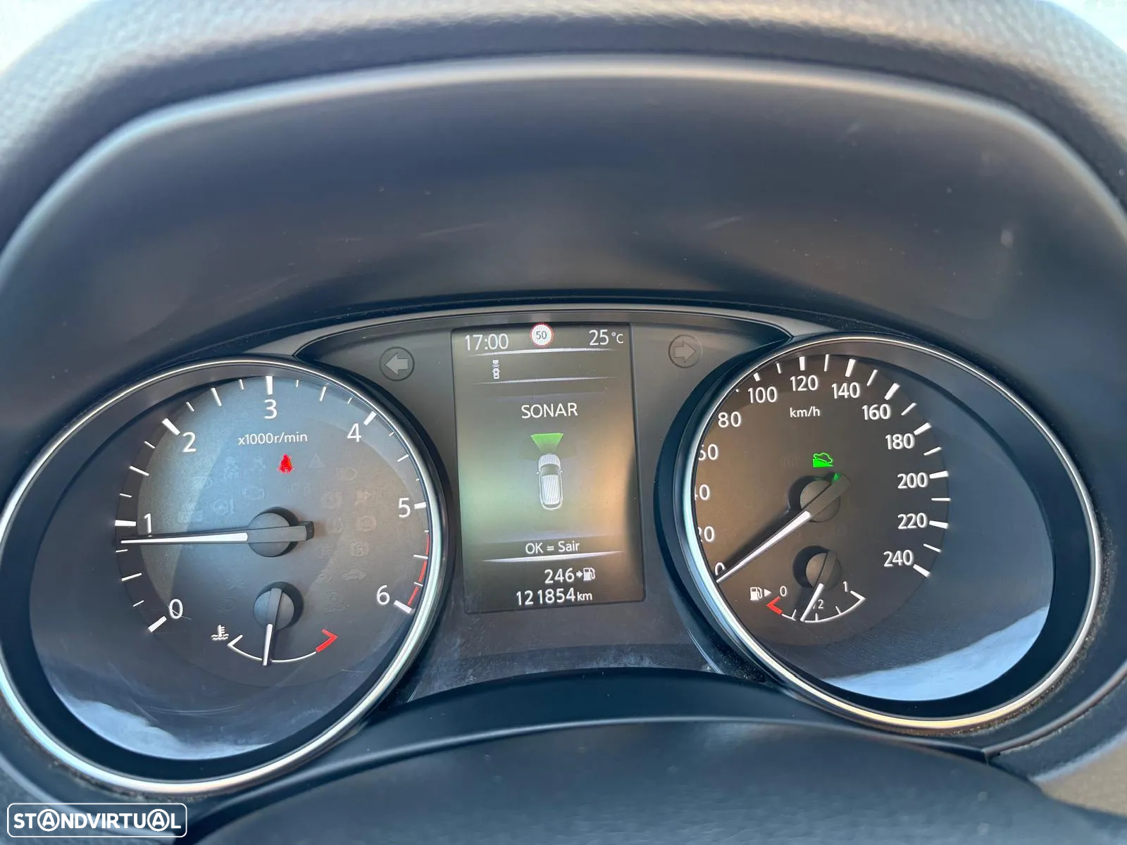 Nissan Qashqai 1.5 dCi N-Connecta Business - 13