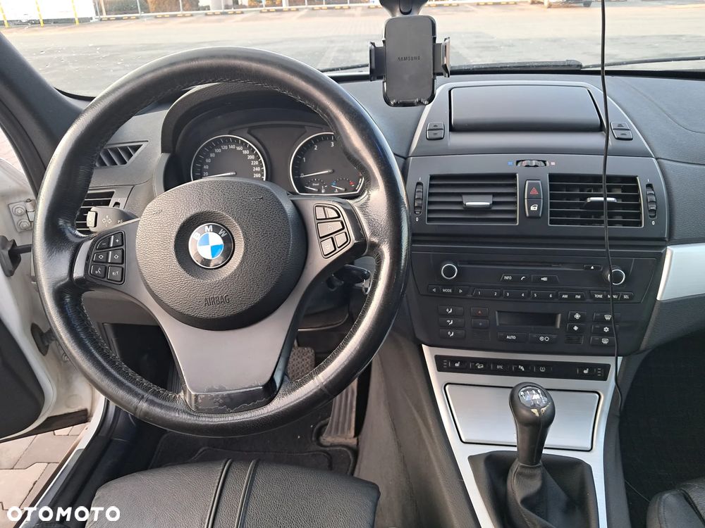 BMW X3 3.0d - 17