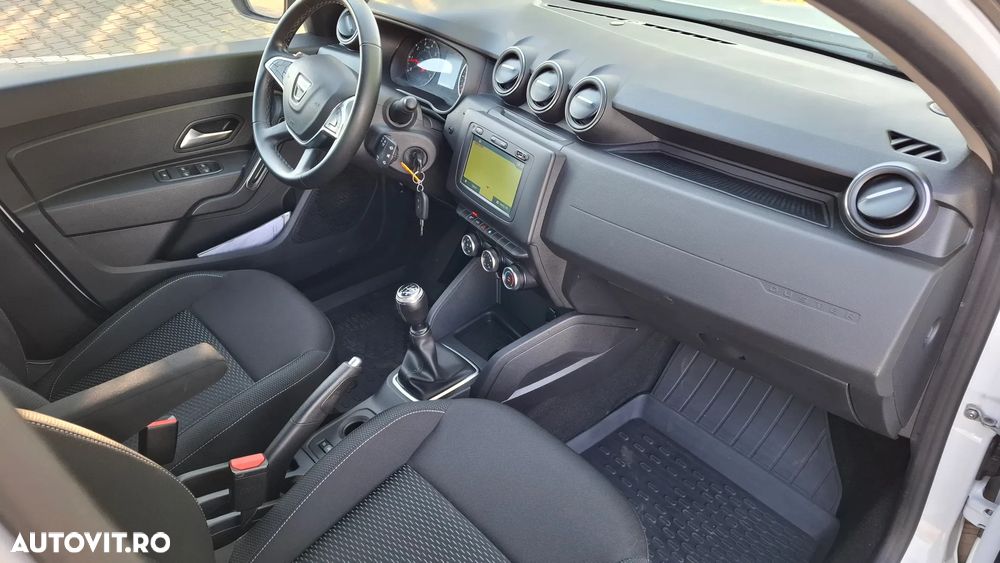 Dacia Duster 1.6 SCe Comfort - 8