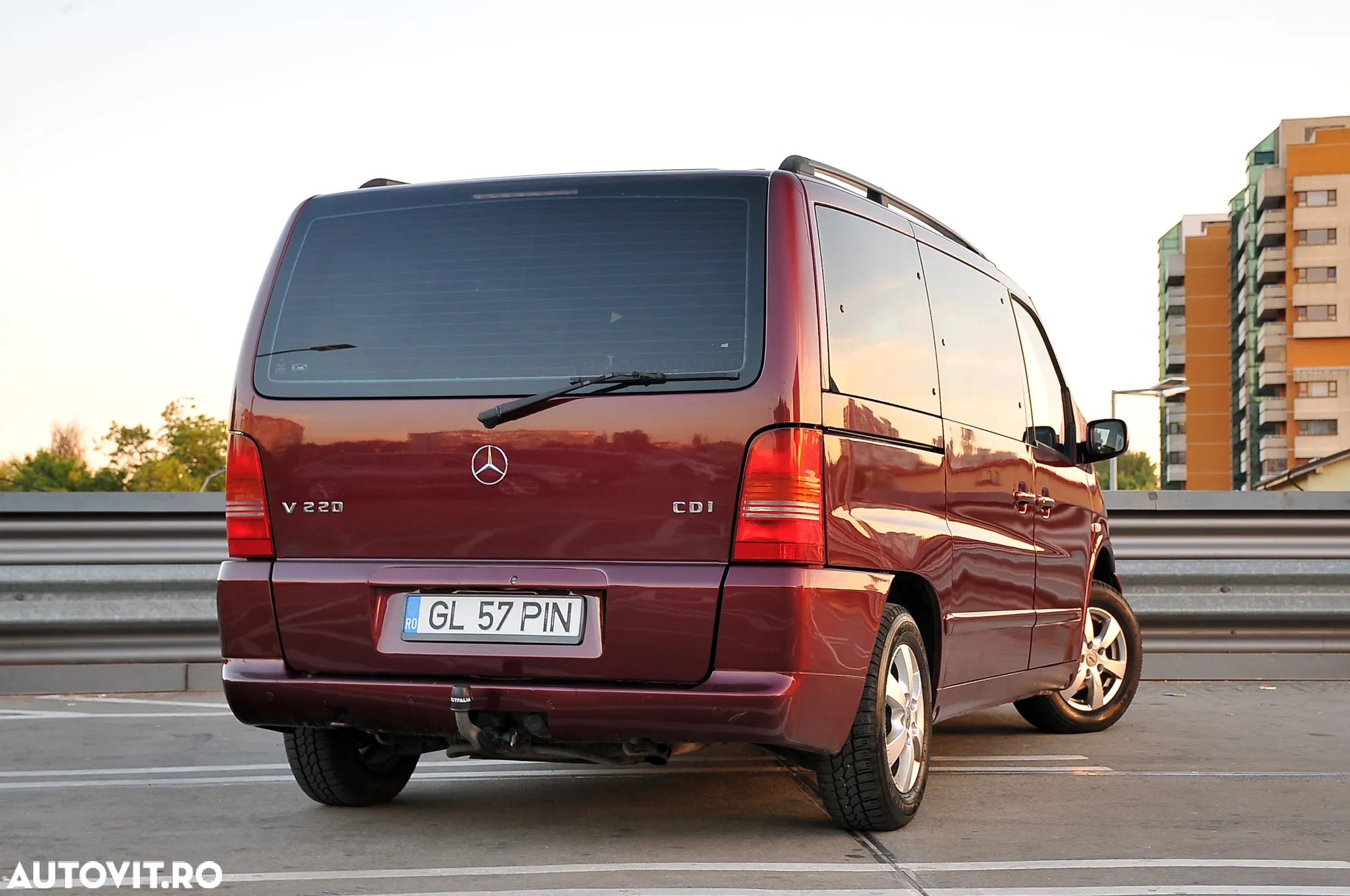 Mercedes-Benz V - 11
