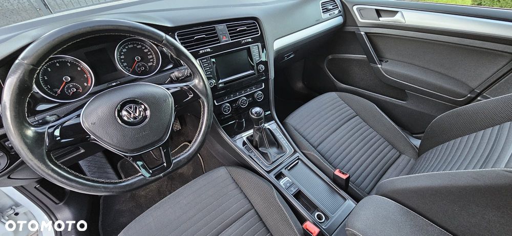 Volkswagen Golf 1.2 TSI BMT Trendline - 5