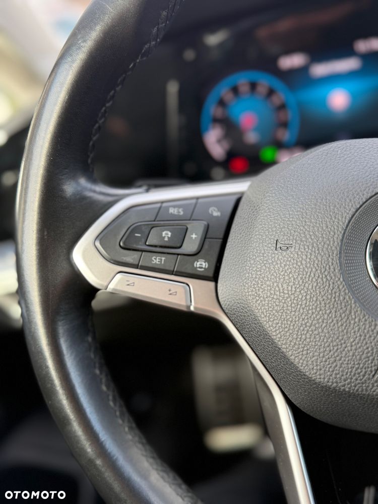 Volkswagen Golf - 15