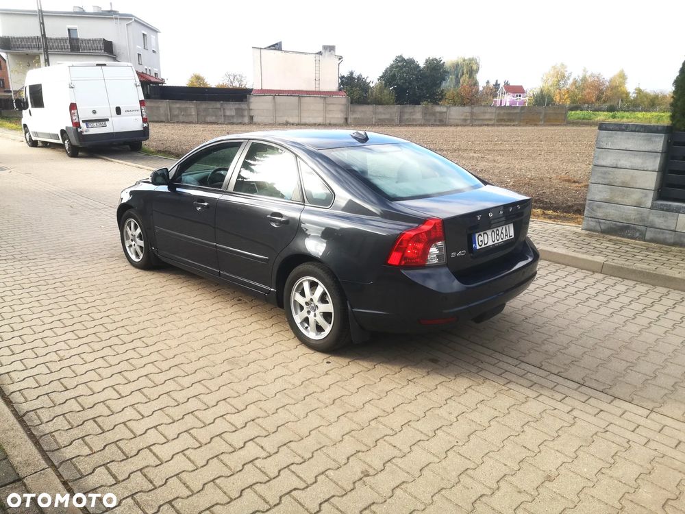 Volvo S40 - 1