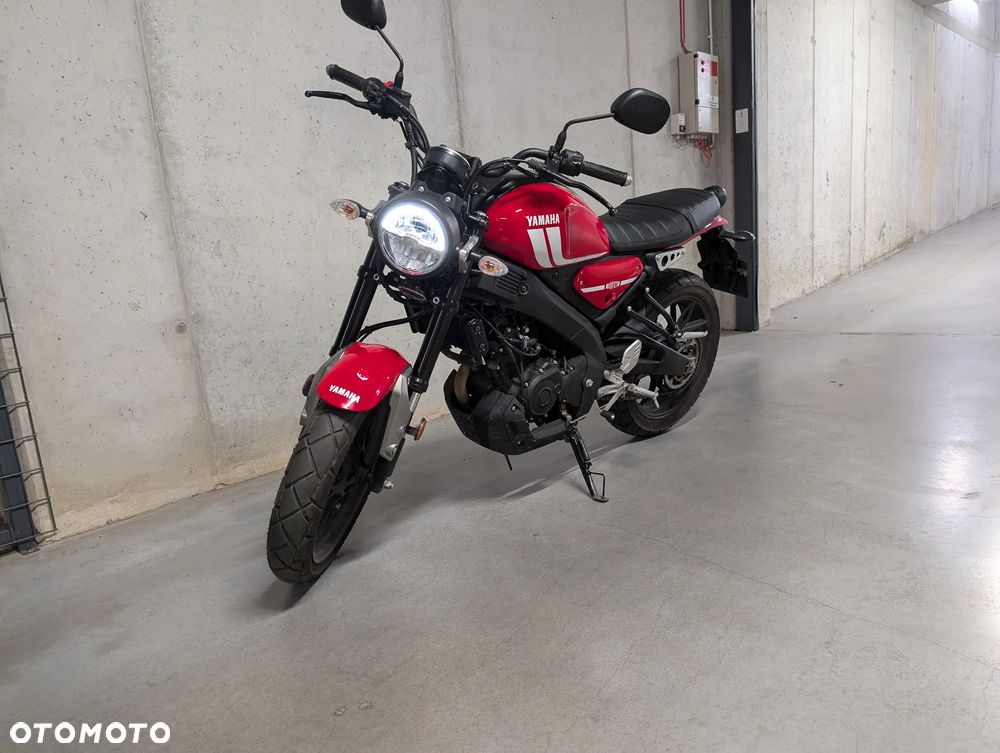 Yamaha XSR - 3