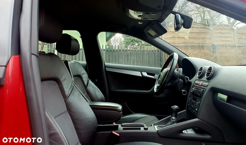 Audi A3 Sportback - 16