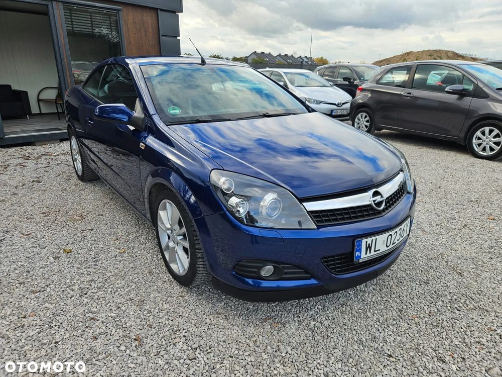 Opel Astra TwinTop 1.8 Cosmo - 18