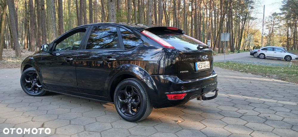 Ford Focus ver-1-6-platinium-x - 2