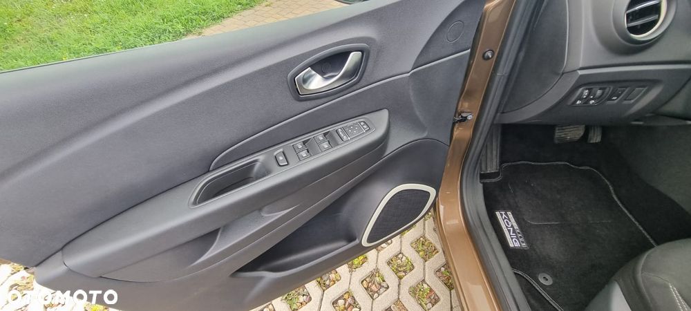 Renault Captur 1.2 Energy TCe Limited EDC - 12
