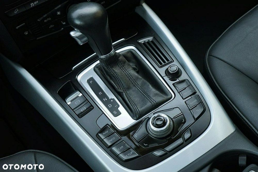 Audi Q5 35 TDI S tronic S line - 28