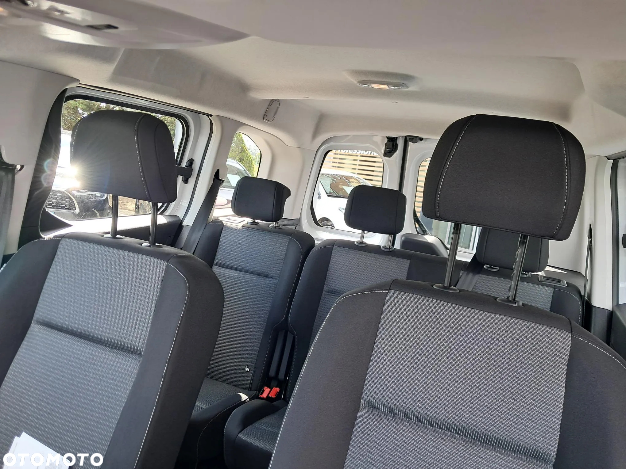Toyota Proace City Verso 1.5 D-4D Combi - 19