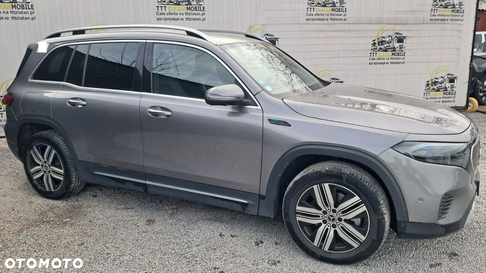 Mercedes-Benz EQB - 7