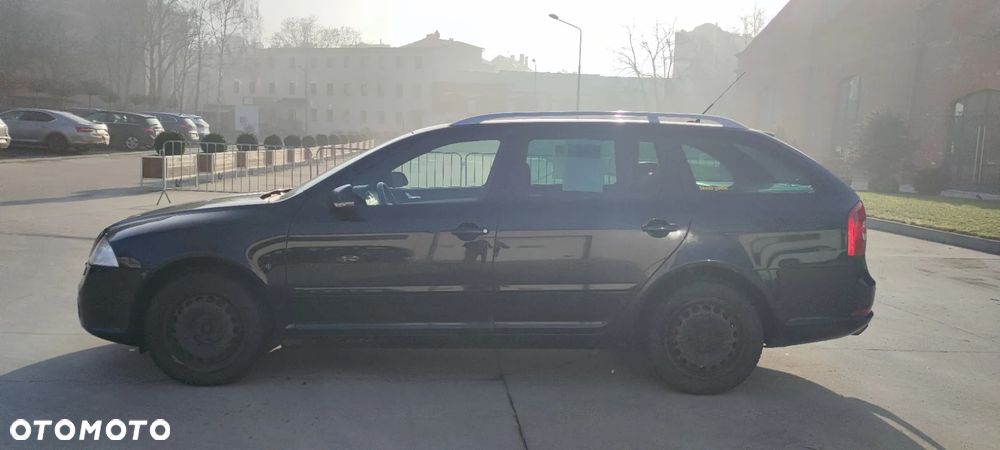 Skoda Octavia 2.0 TDI DPF RS - 5