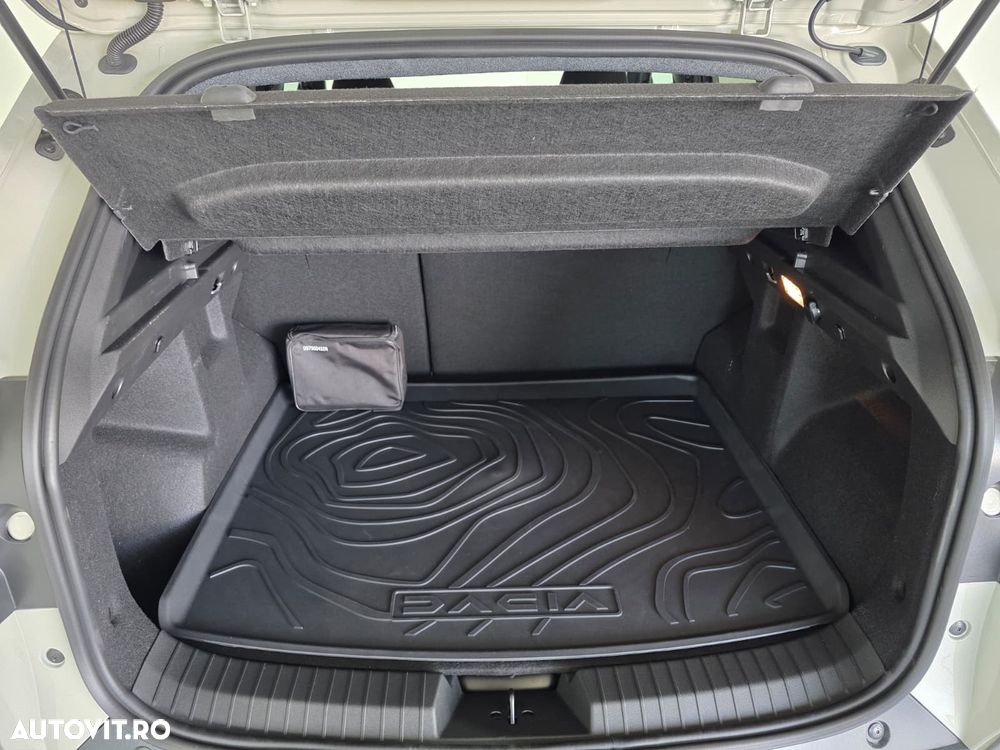 Dacia Duster Hybrid-G 150 4x4 Spirit of Sand - 17
