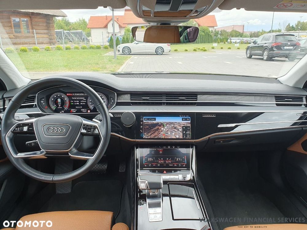 Audi A8 - 7