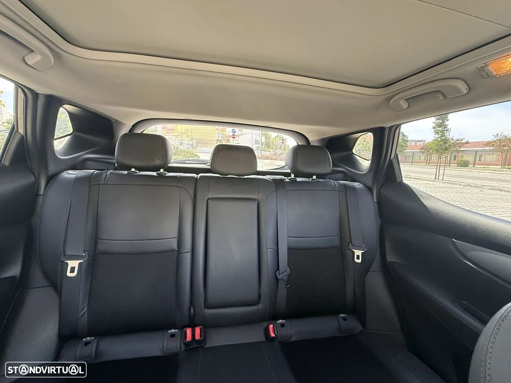 Nissan Qashqai 1.6 dCi Xtronic TEKNA - 5