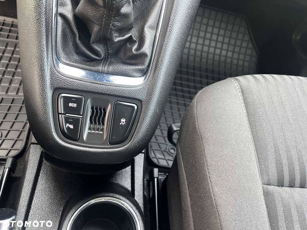 Opel Zafira Tourer 1.4 Turbo Edition - 25