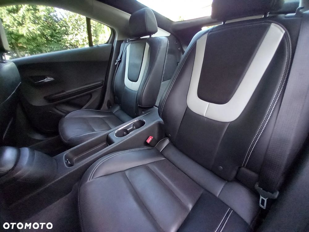 Chevrolet Volt - 18