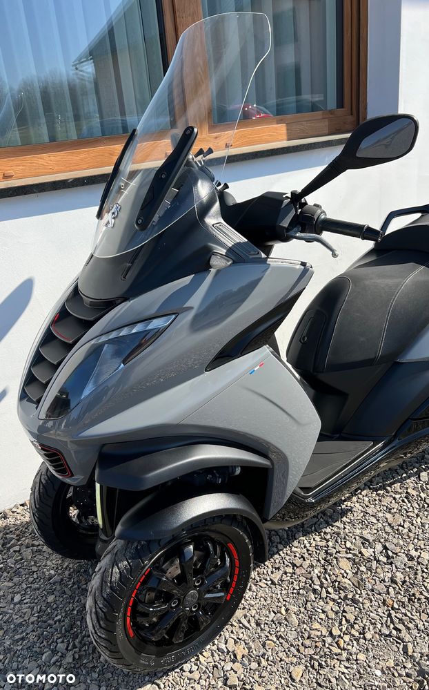 Peugeot Metropolis - 9