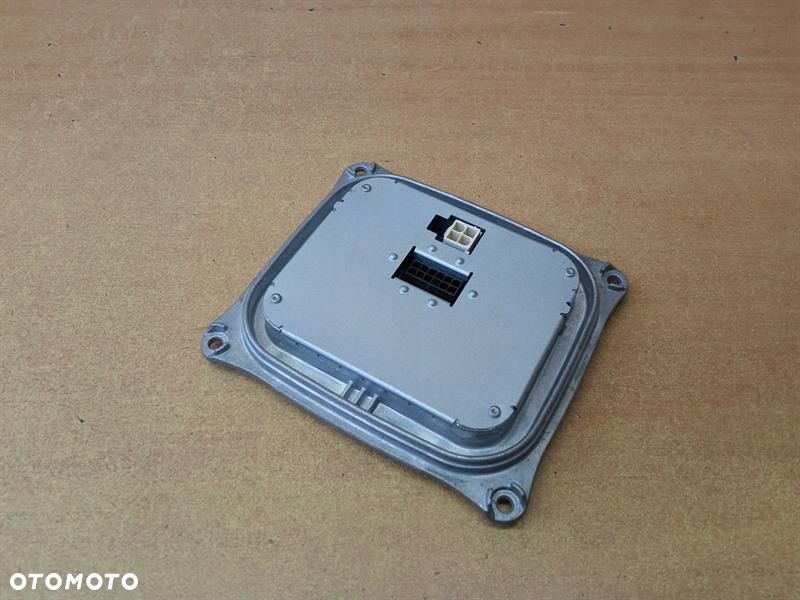 MODUŁ ŚWIATEŁ LED PEUGEOT 308 II T9 130732940300 - 1