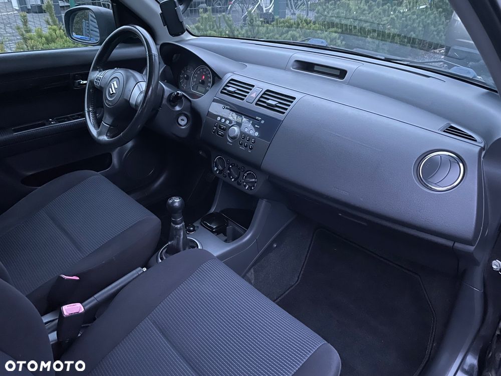 Suzuki Swift 1.3 GLX / Comfort - 6