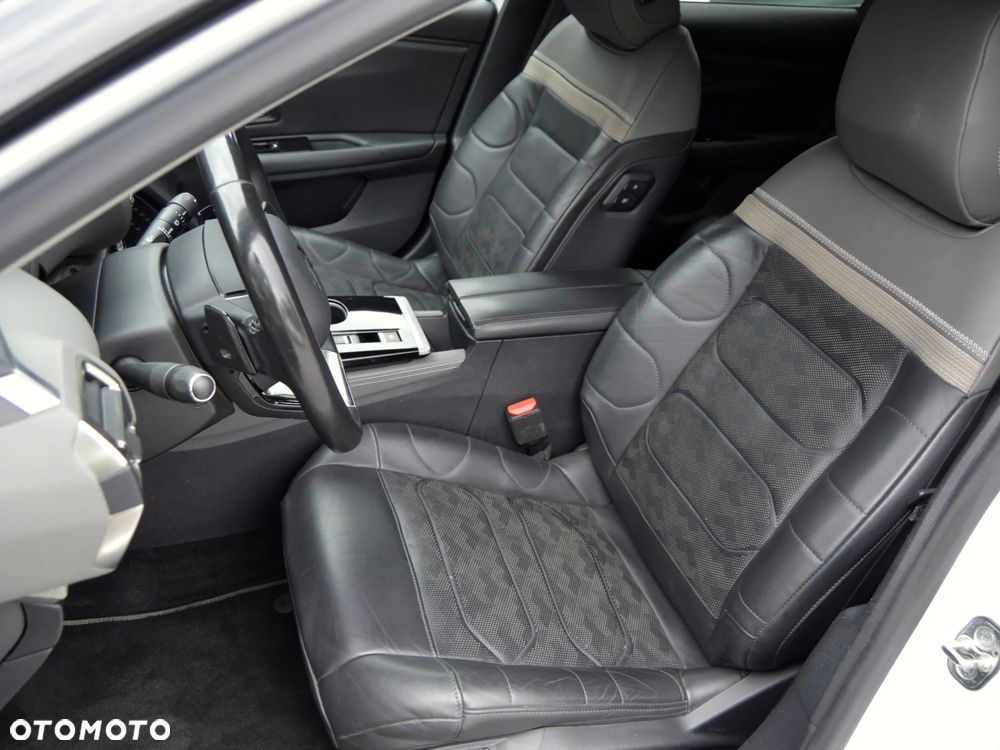 Citroën C5X 1.6 PureTech Shine Pack EAT8 - 8