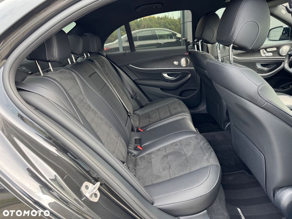 Mercedes-Benz Klasa E 220 d 4-Matic AMG - 13