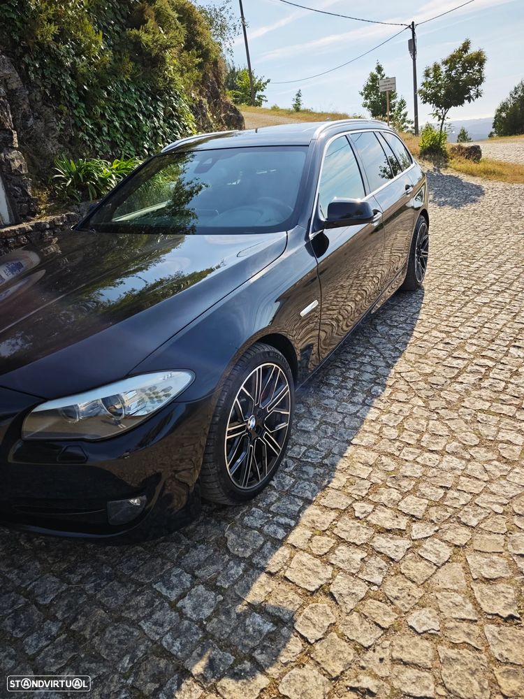 BMW 525 d Exclusive Auto - 1