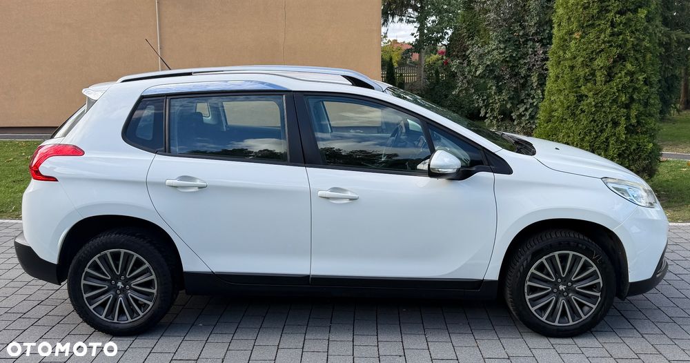 Peugeot 2008 - 6