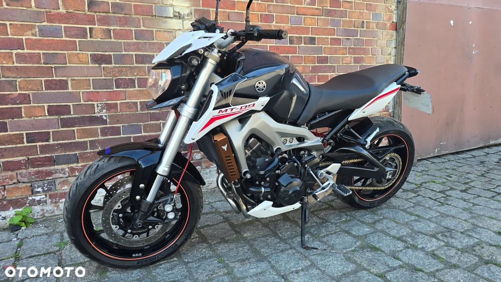 Yamaha MT - 3