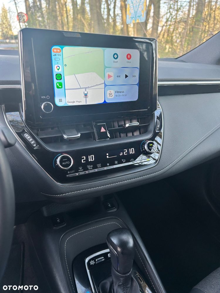 Toyota Corolla 1.8 Hybrid Comfort - 18
