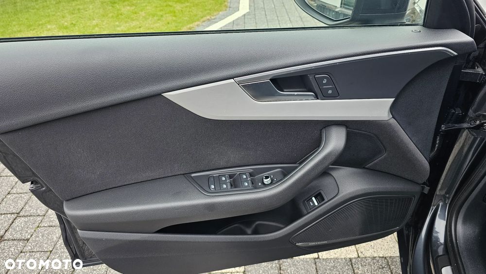 Audi A4 Avant 2.0 TDI ultra - 14