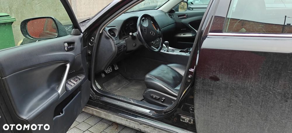 Lexus IS 250 Prestige - 8