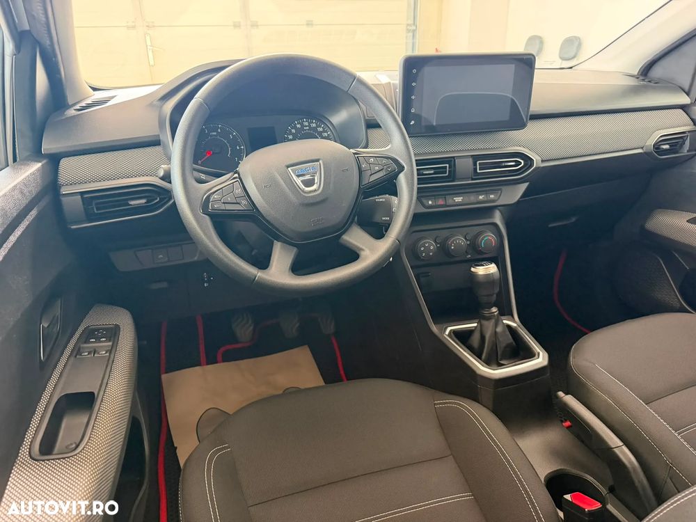 Dacia Logan TCe 90 MT6 Comfort - 9
