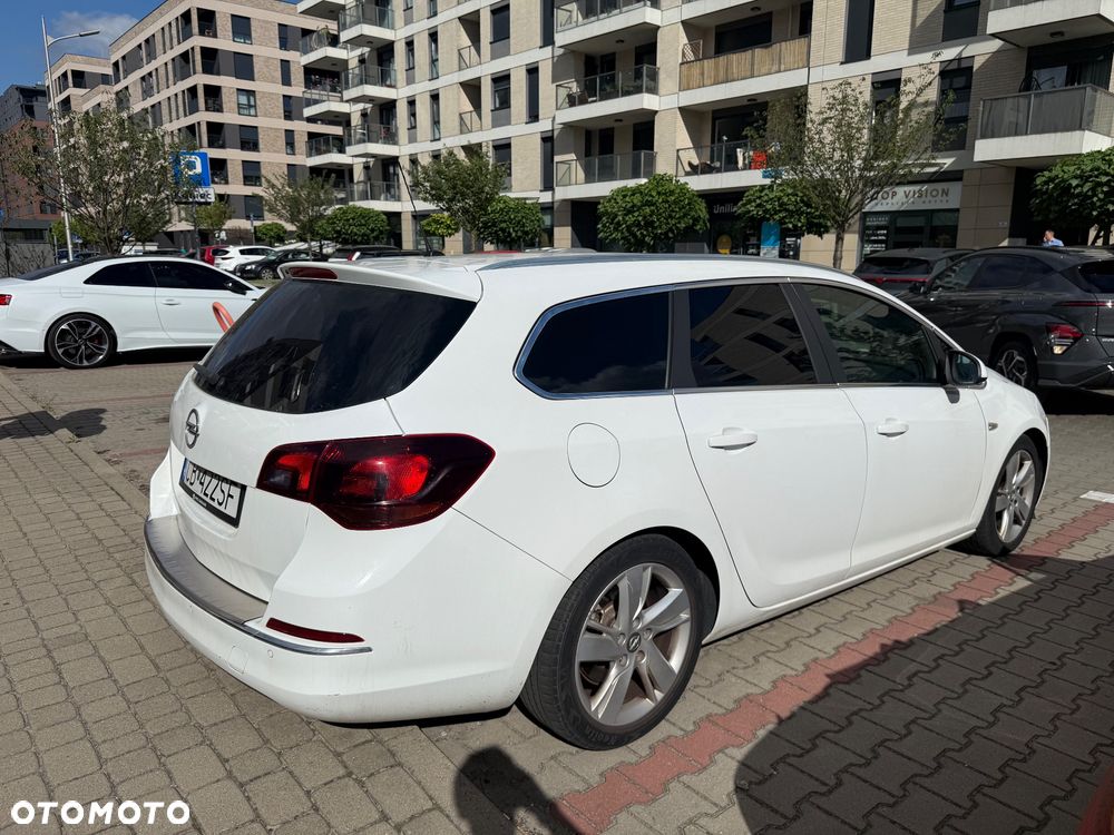 Opel Astra 2.0 CDTI Cosmo - 5