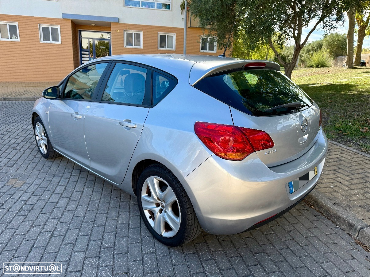 Opel Astra 1.3 CDTi Enjoy EcoFLEX - 8