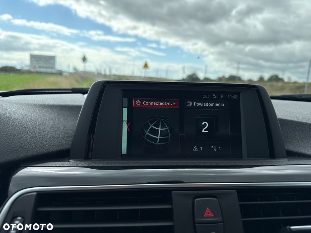 BMW Seria 3 320d Edition M Sport Shadow - 34