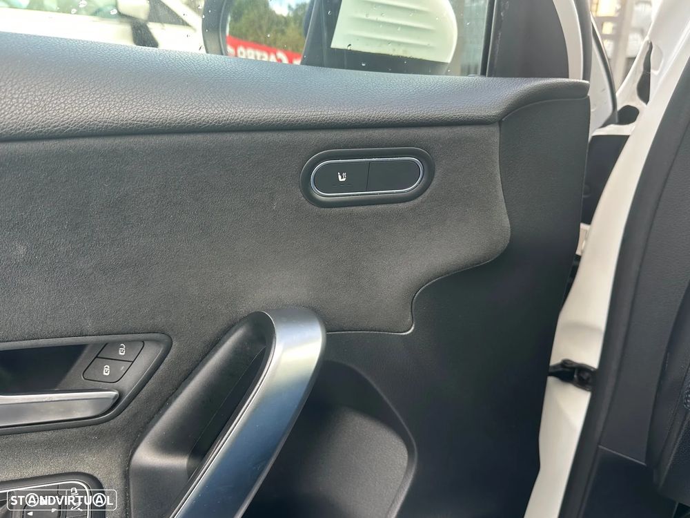 Mercedes-Benz A 180 d AMG Line Aut. - 22