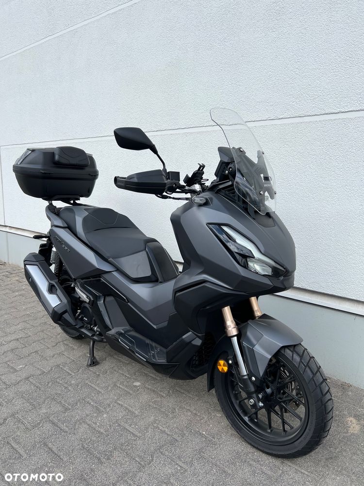 Honda ADV350 - 29