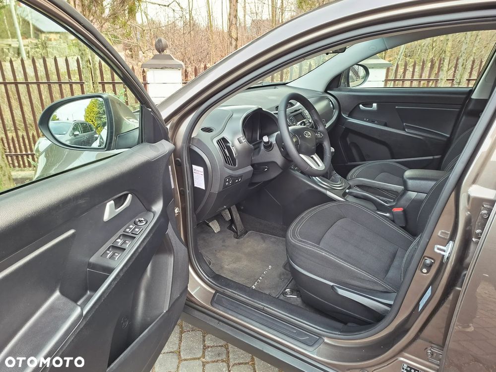 Kia Sportage - 16
