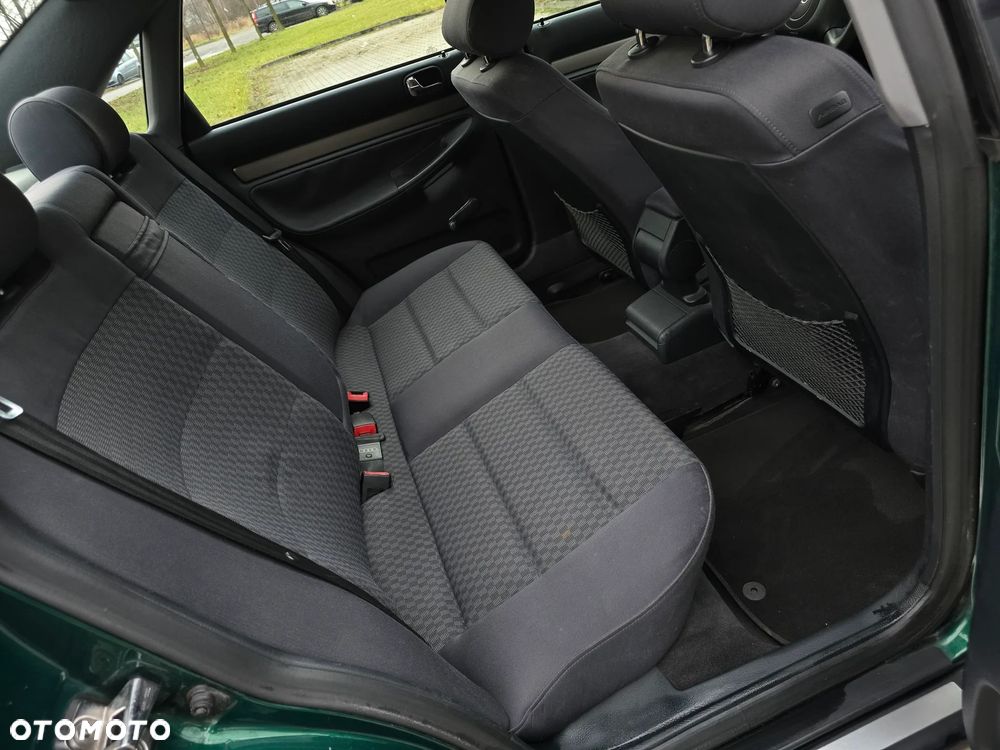 Audi A4 Limousine - 23