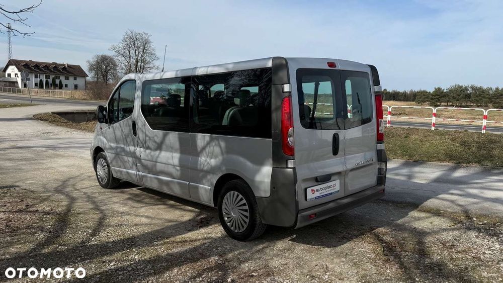 Opel Vivaro - 16