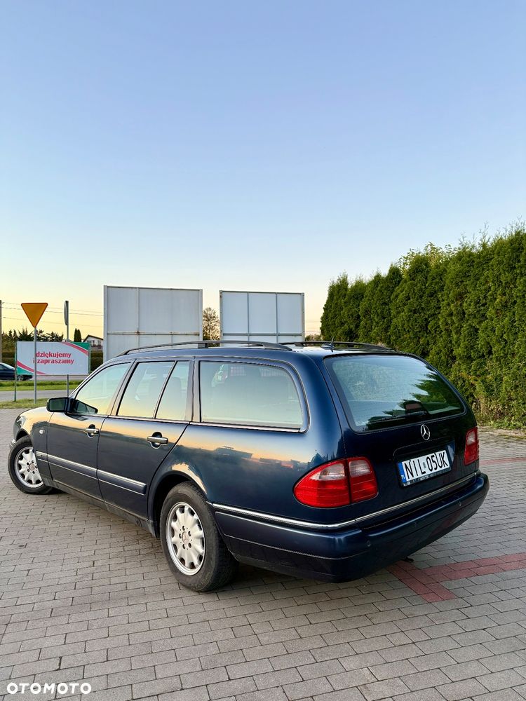 Mercedes-Benz Klasa E - 7