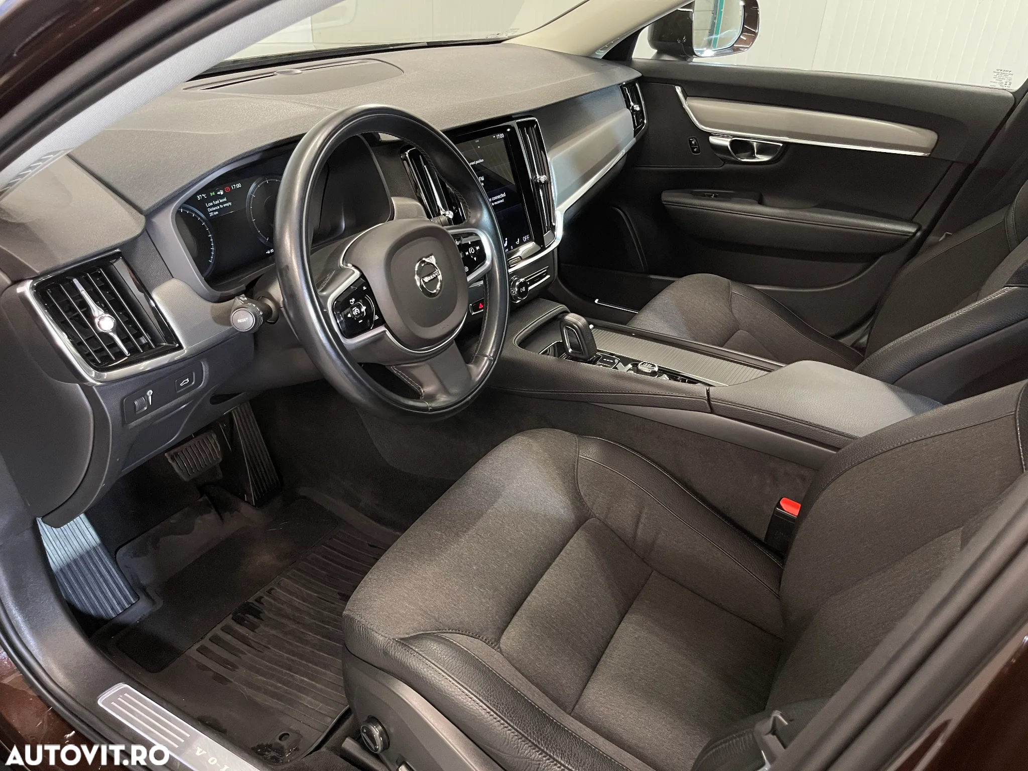 Volvo V90 V90CC B4 MHEV AT AWD Core - 5