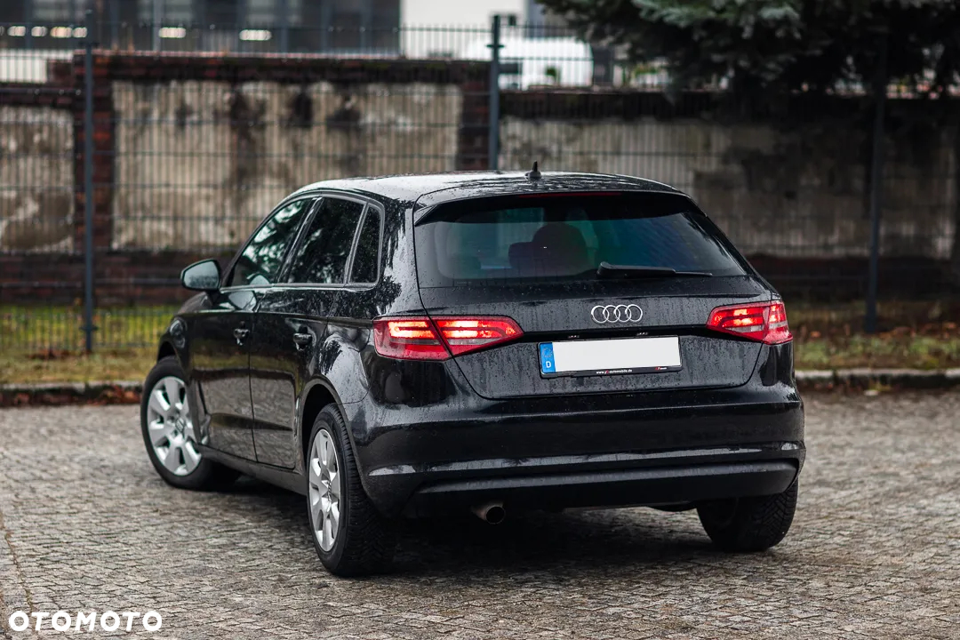 Audi A3 1.6 TDI S tronic - 13