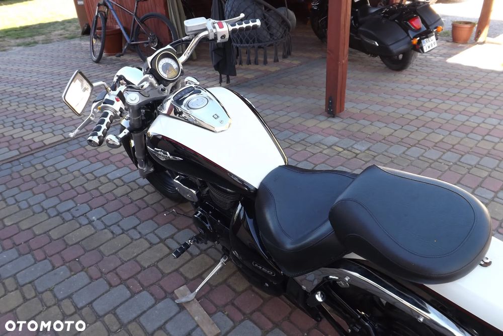 Suzuki VZ - 15