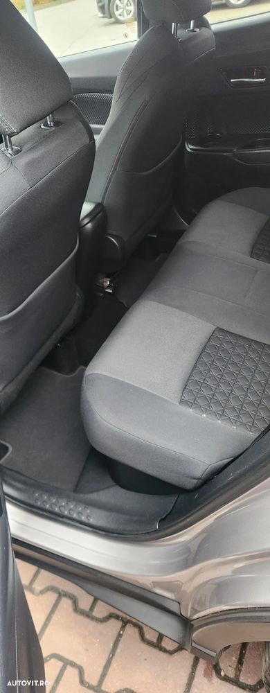 Toyota C-HR 2.0 HSD 184 CP 4x2 CVT C-ult Style - 10