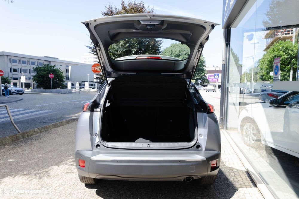 Peugeot 2008 1.2 PureTech Active Pack - 22
